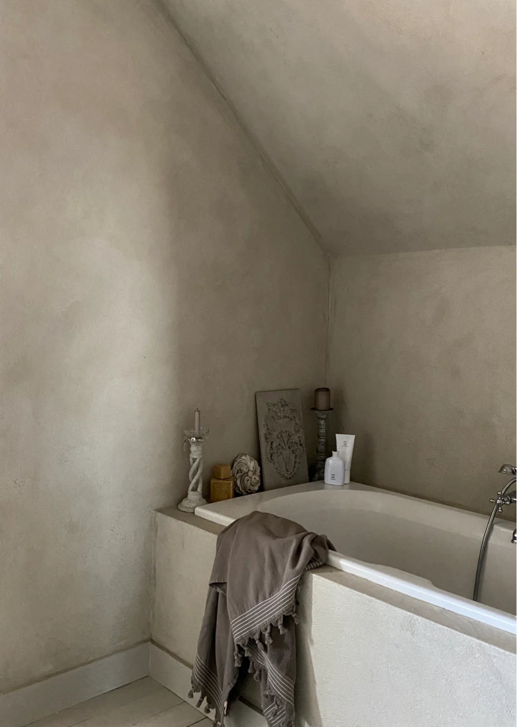 Plaster Paint (Raw)